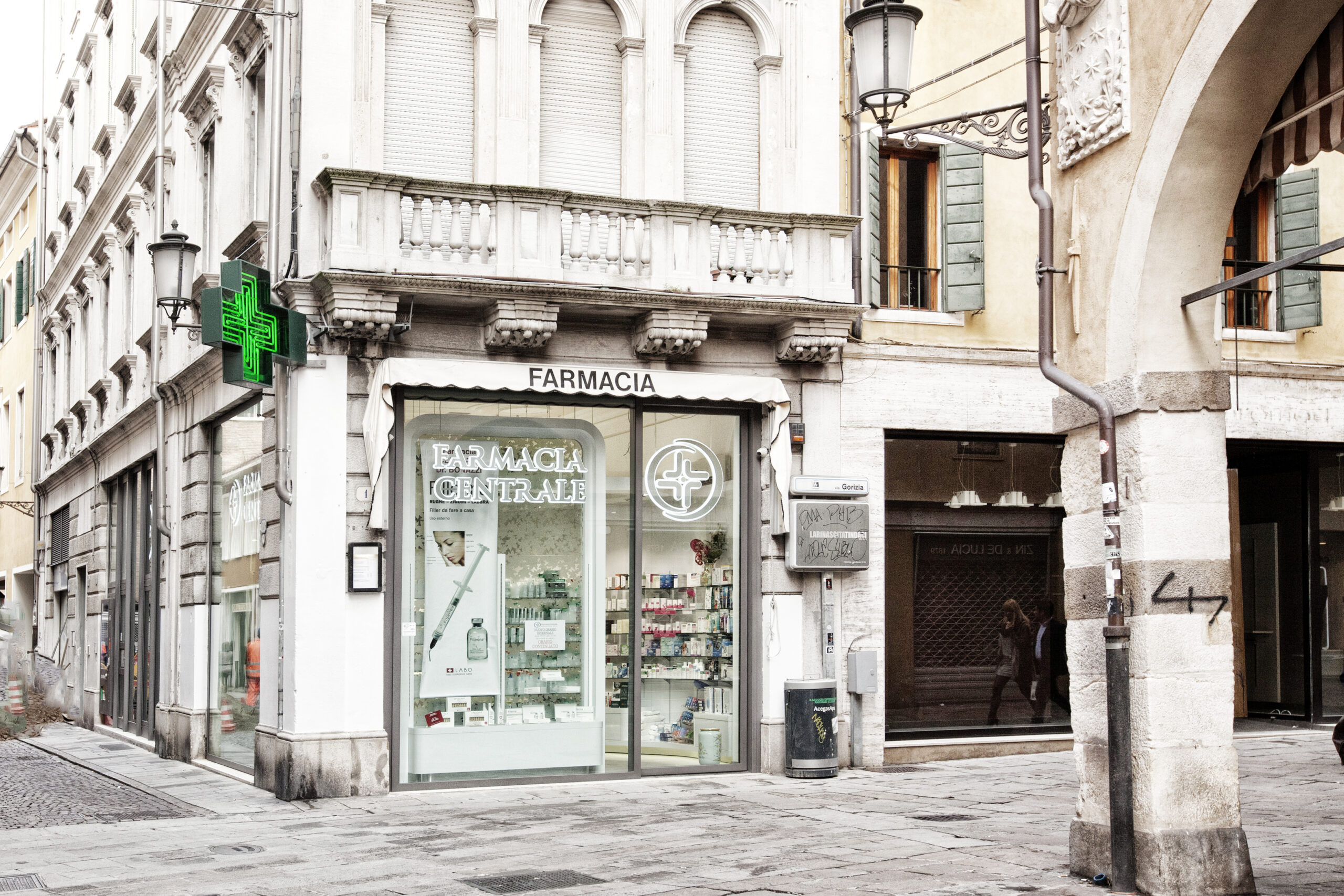 Farmacia Bonazzi